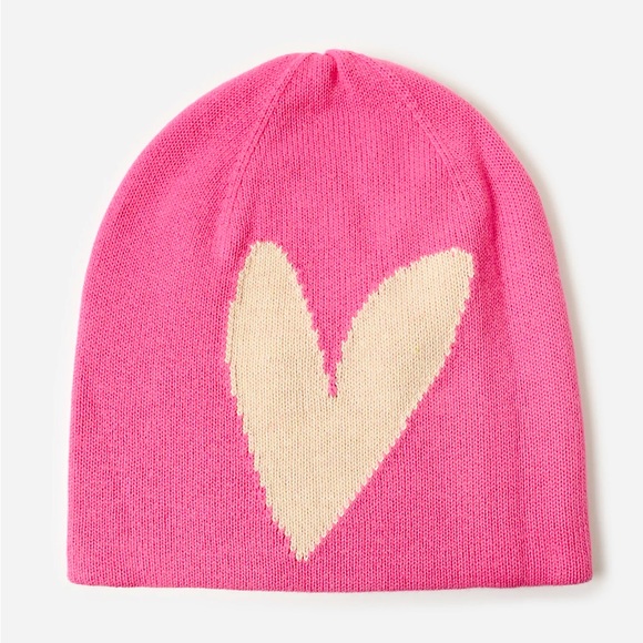 KERRI Rosenthal Imperfect Heart Beanie NWT - Picture 1 of 3